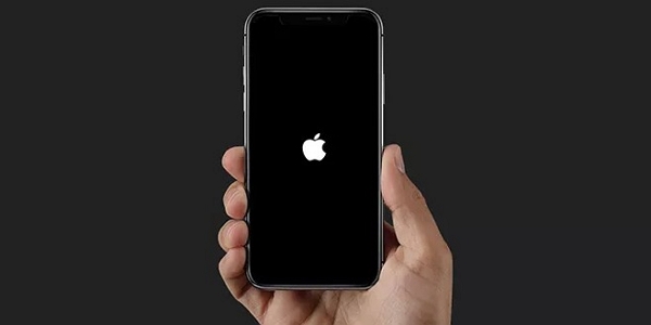 iPhone bloqué sur la pomme